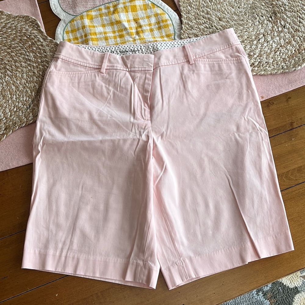 Talbots the perfect short 10 1/2 inseam size 12 never worn pink